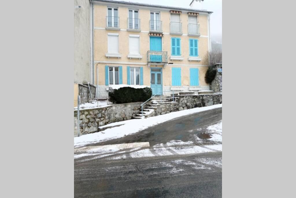Appartement Familial - 2 Chambres Cauterets Kültér fotó
